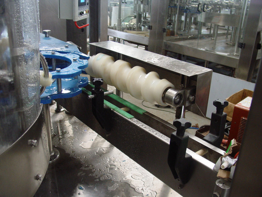 Soda / Soft Drink Filling Machine Line For Glass Bottle , 2000BPH