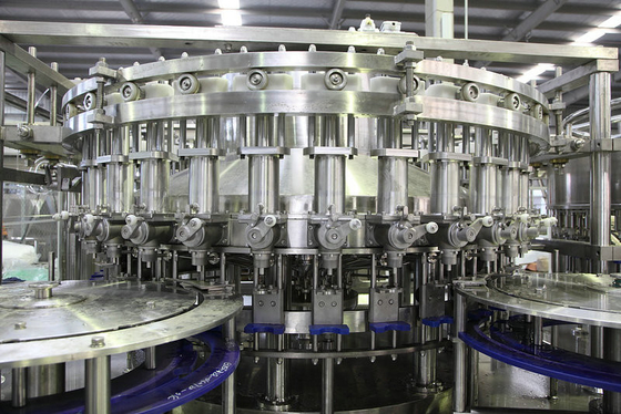 4 In 1 Automatic Volumetric Filling Machine For Plastic Bottle , 8000BPH