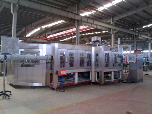 Imbottigliatrice automatica gassosa, macchina di rifornimento capa della bibita 65